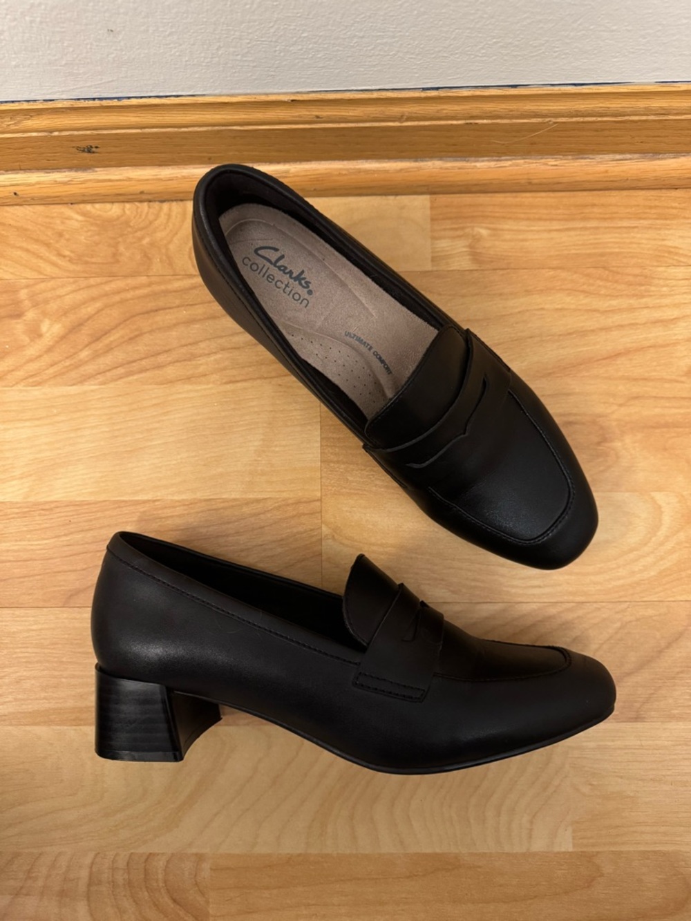 Women’s Clarks Iridessa SKY Black Leather Low Block Heel Loafers